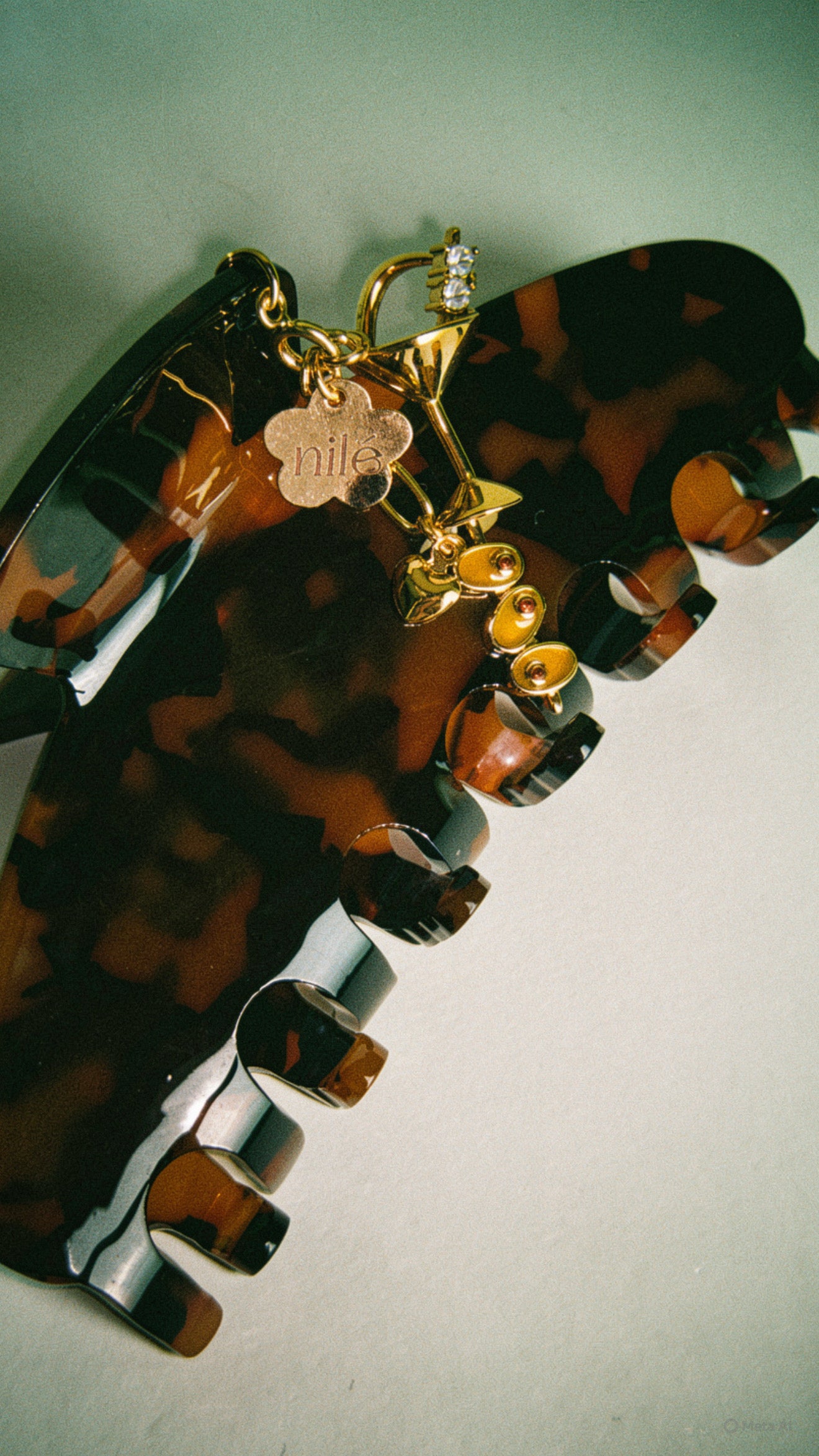 CoreClip in Tortoise - Martini charms